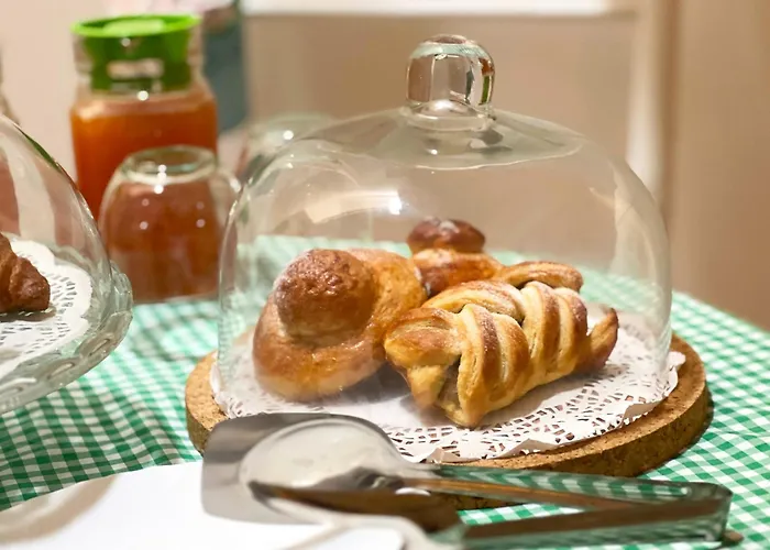 לינה וארוחת בוקר Tornare טרני